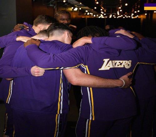 詹姆斯贡献,三双,客场击败马,美高梅(MGM)最新官方网站,美高梅,(1888-MGM认证),美高梅mgm1888,美高梅mgm最新登录入口