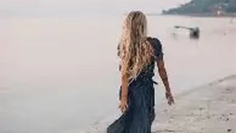 杨瀚森场上常笑之谜：笑容迷惑敌手，暗藏戏谑之意